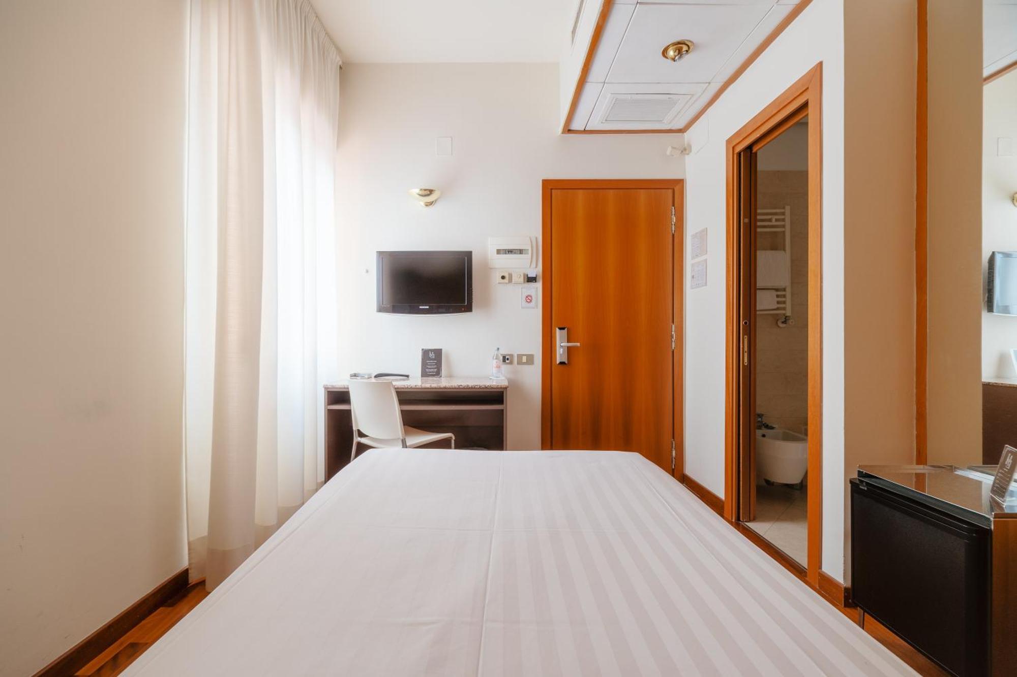 Hotel Miramare Civitanova Marche Exterior foto